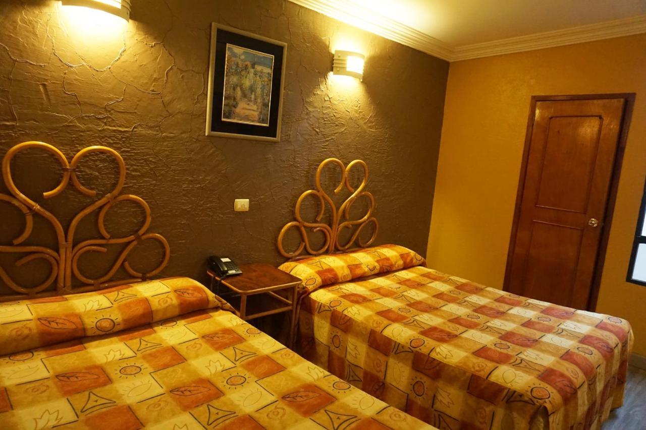 Hotel Plaza Crystal Xalapa Kültér fotó