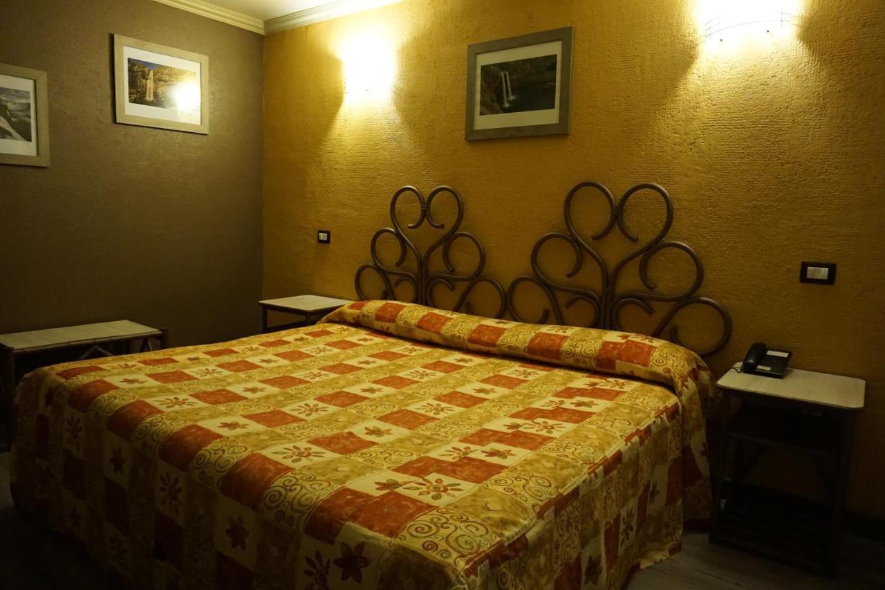 Hotel Plaza Crystal Xalapa Kültér fotó